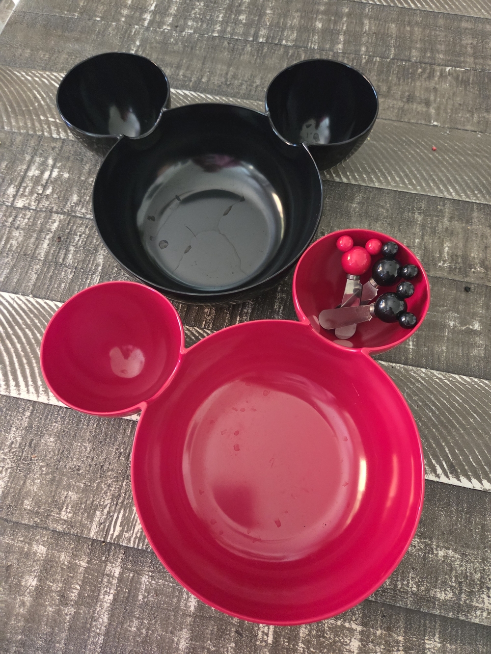 Zak Red and Black Mickey-Style Snack Bowl Set - Party Serving Platter